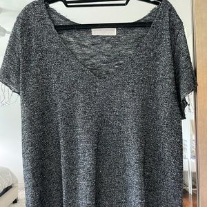 Urban Outfitters Tee size S